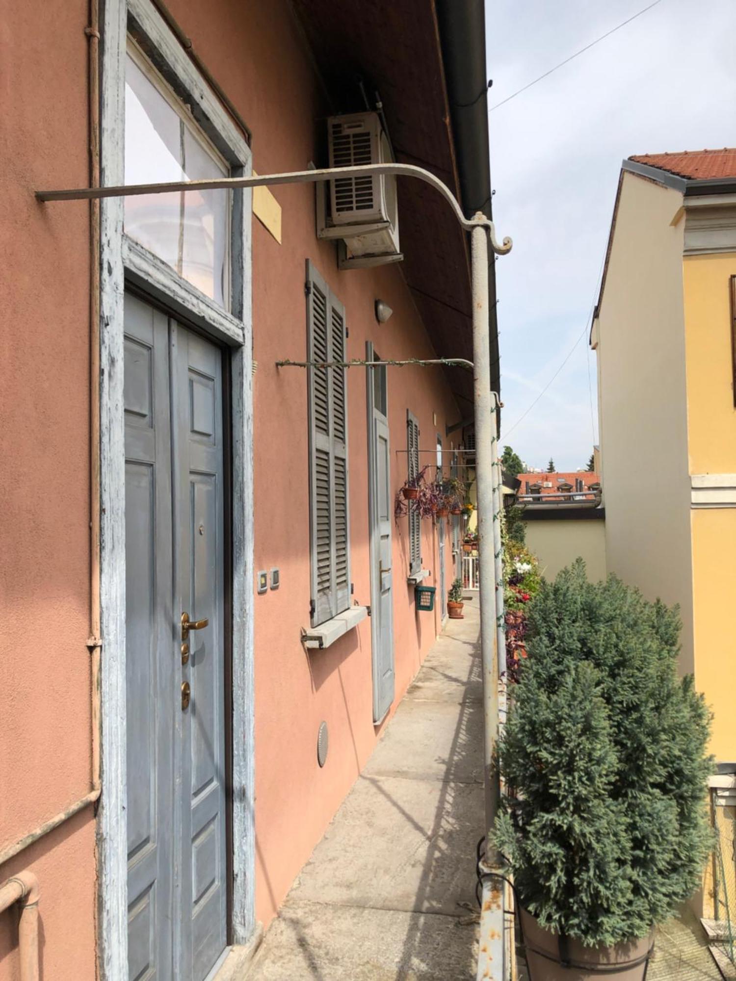 Sawasdee 37 Lägenhet Monza Exteriör bild
