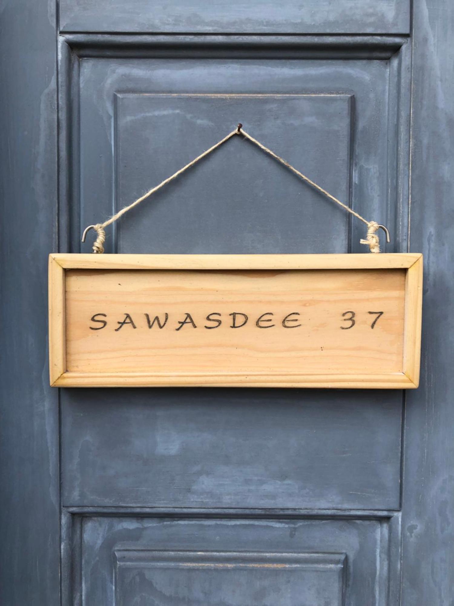 Sawasdee 37 Lägenhet Monza Exteriör bild
