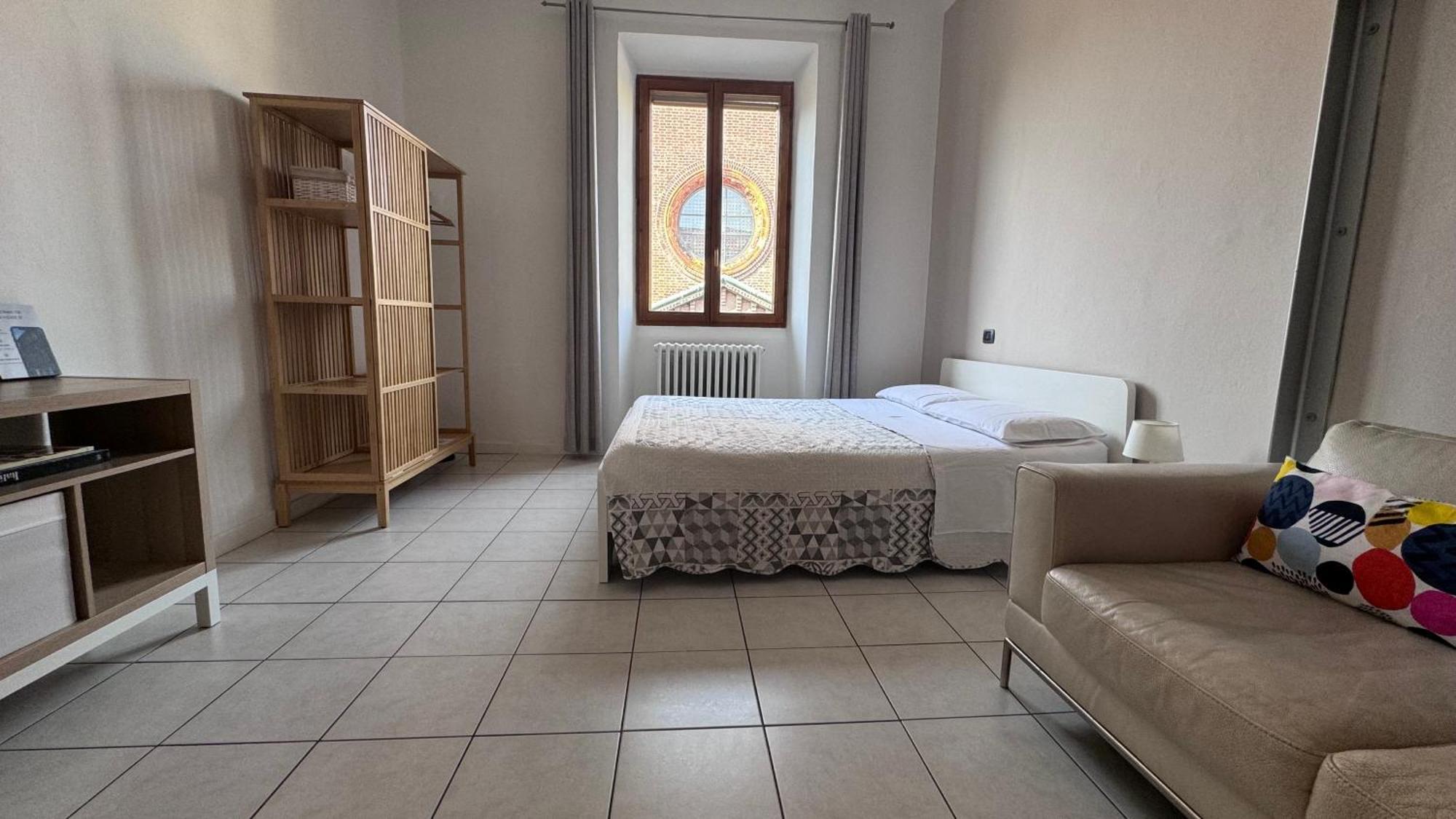 Sawasdee 37 Lägenhet Monza Exteriör bild