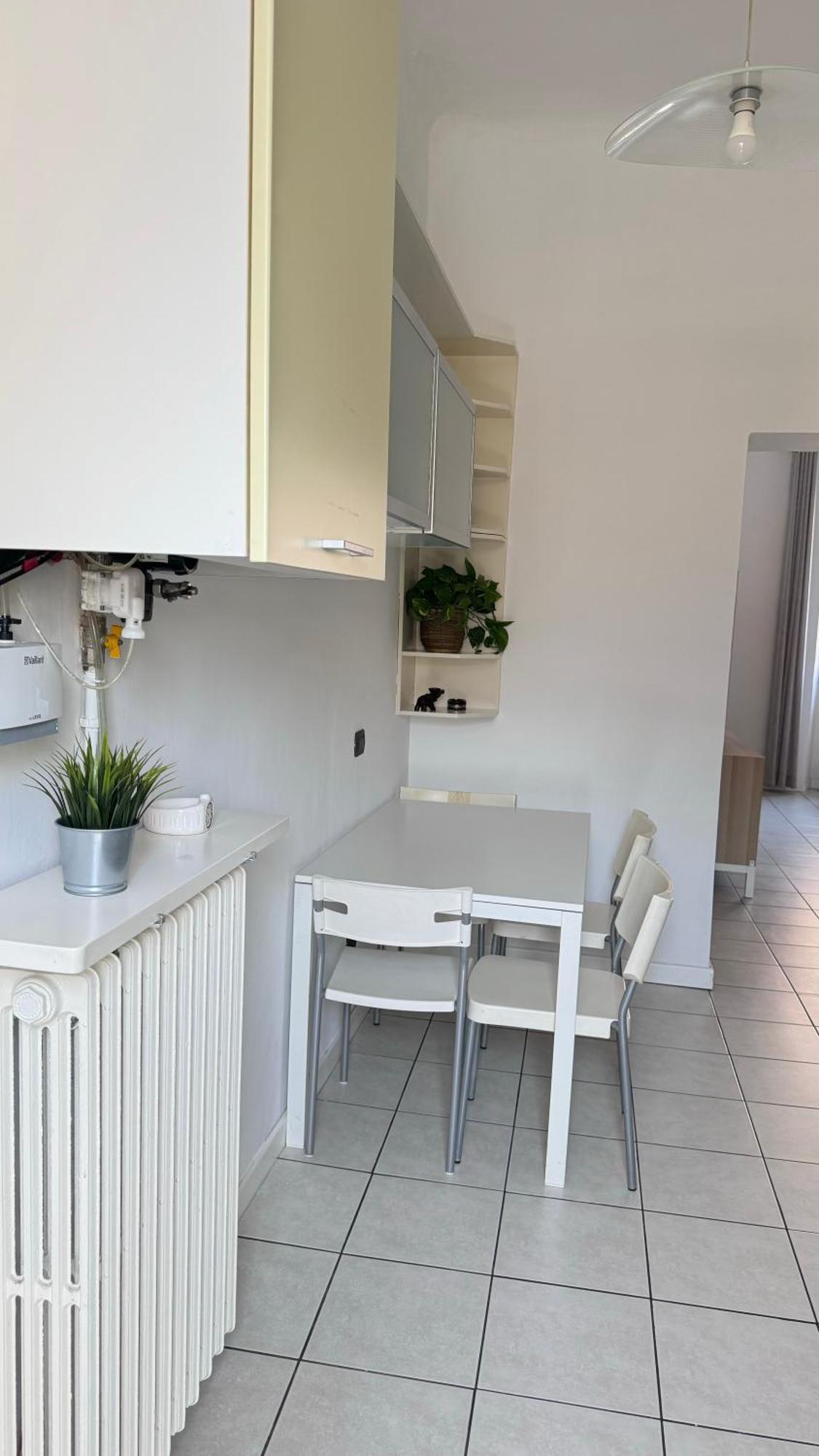 Sawasdee 37 Lägenhet Monza Exteriör bild