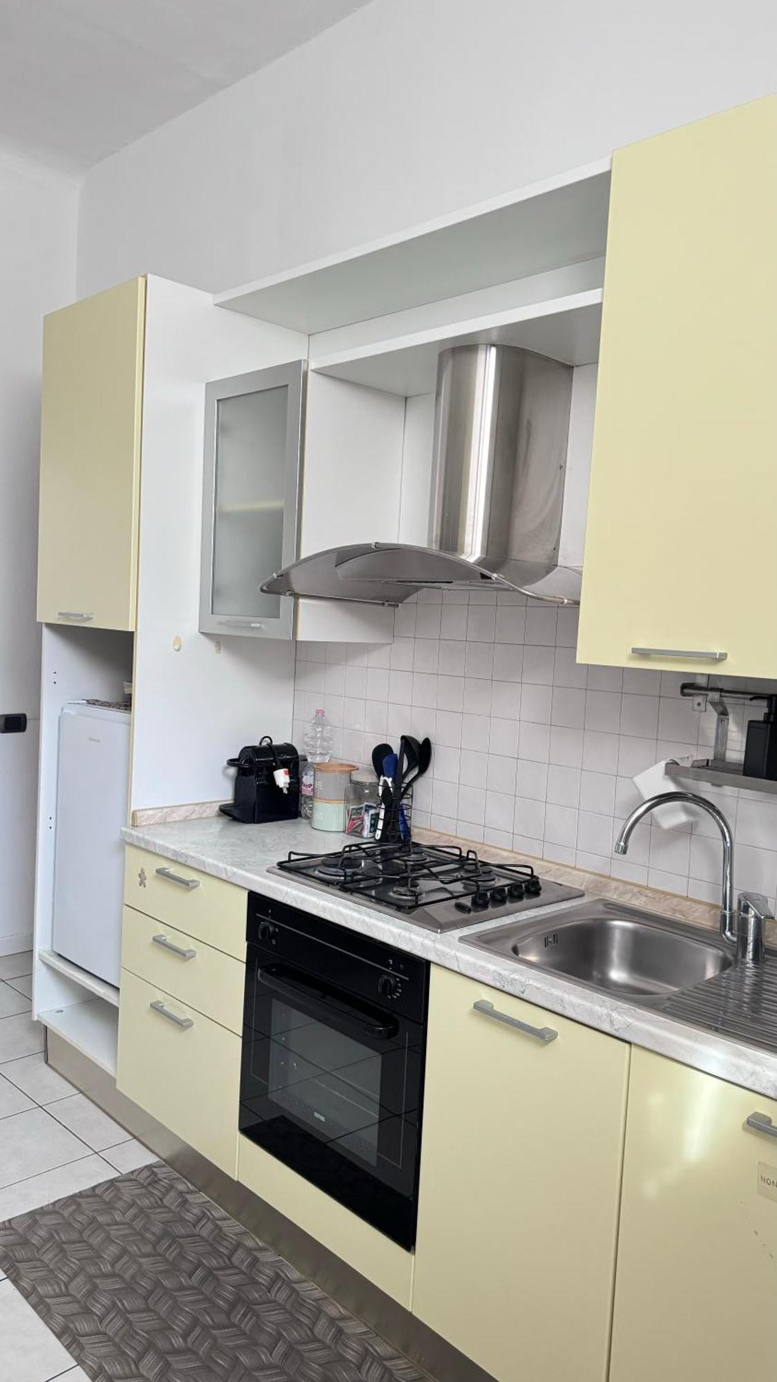 Sawasdee 37 Lägenhet Monza Exteriör bild