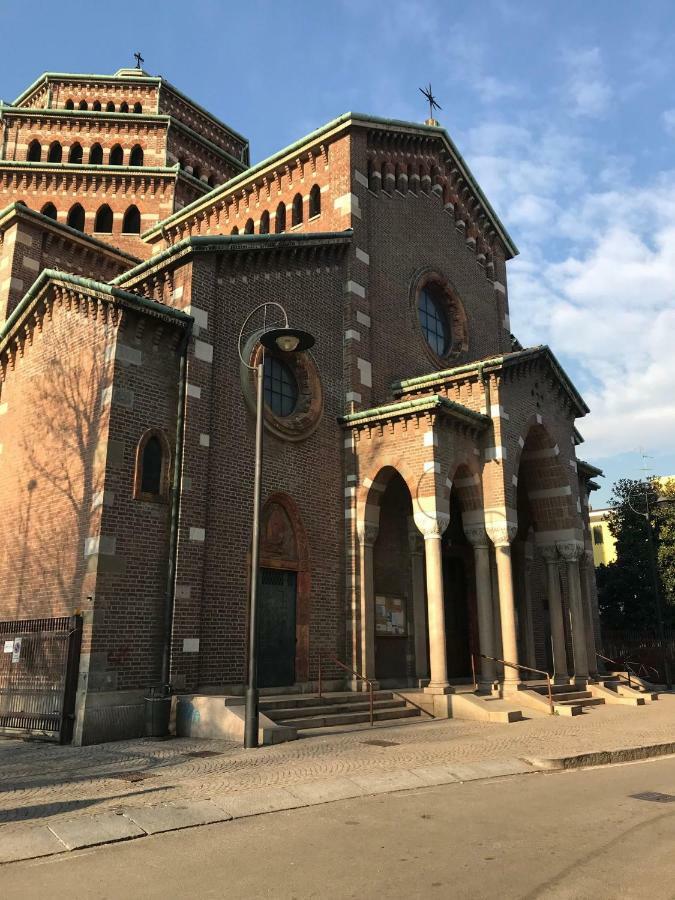 Sawasdee 37 Lägenhet Monza Exteriör bild