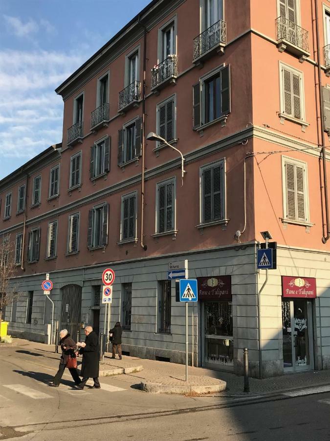 Sawasdee 37 Lägenhet Monza Exteriör bild